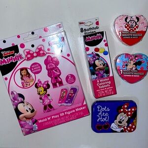 Minnie Mouse gift set 5 items all new Disney’s Minnie Mouse play set